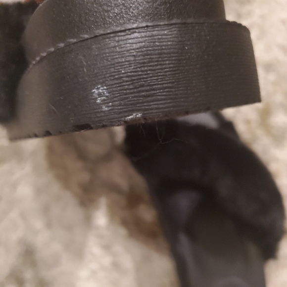 Fuzzy slides - Picture 2 of 2